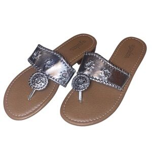 PALMS “Carolina” Slip On Thong Sandal in Metallic Silver and Tan Size 9M